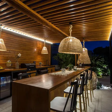Kallisti Luxury Villa *